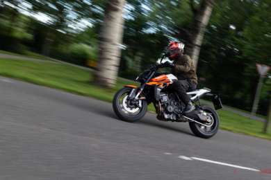 Testmotor: 2026 KTM 990 Duke