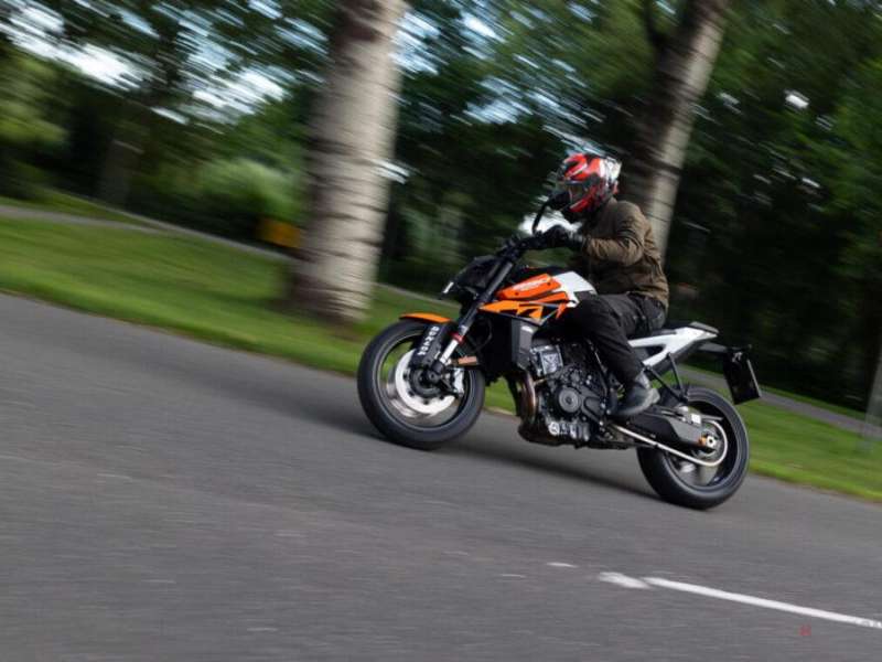 Testmotor: 2026 KTM 990 Duke
