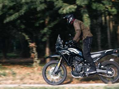 Testmotor: 2026 CFMoto 450MT Rally