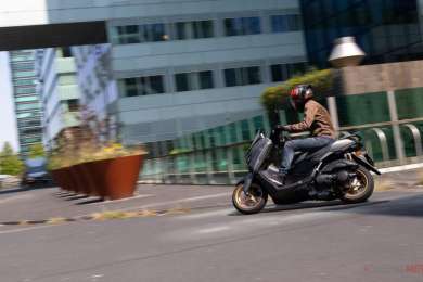 Testmotor: 2026 Yamaha Nmax 155 Tech Max