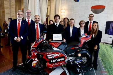 MotoGP-iconen Bagnaia en Bezzecchi uitgeroepen tot Sportdiplomatie‑ambassadeur