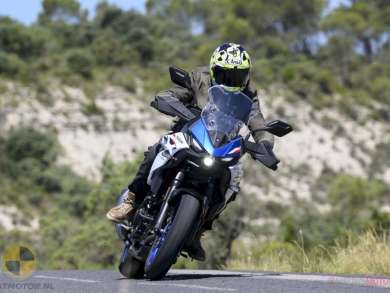 Testmotor: eerste 2027 Suzuki SV-7GX review