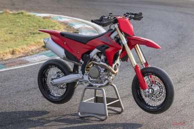 Nieuw: 2027 Ducati Desmo450 SM supermoto