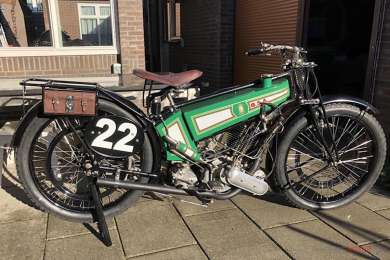 English Classic Motorbike Showdown op TT-Circuit Assen
