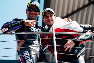 MotoGP Mugello: Aprilia 1-2 met Bezzecchi en Martin