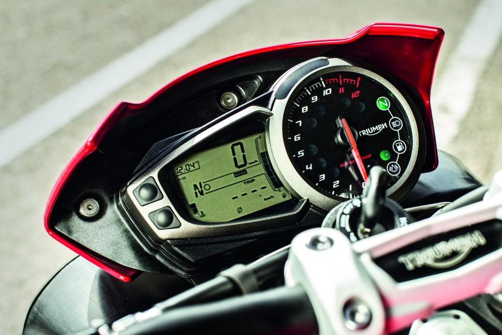 Triumph_Speed_Triple_x11