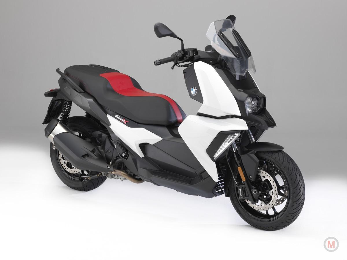 2018_BMW_C400X_1