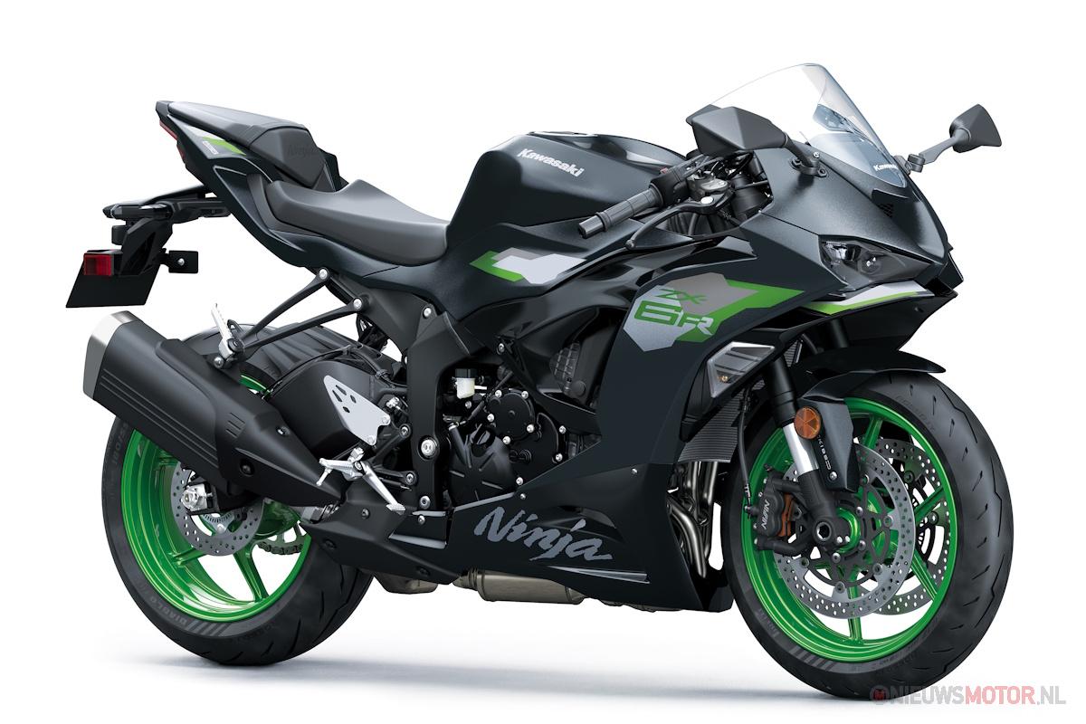 Kawasaki_ZX6R_2027